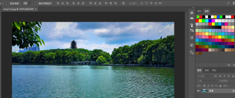 PS怎么裁剪图片